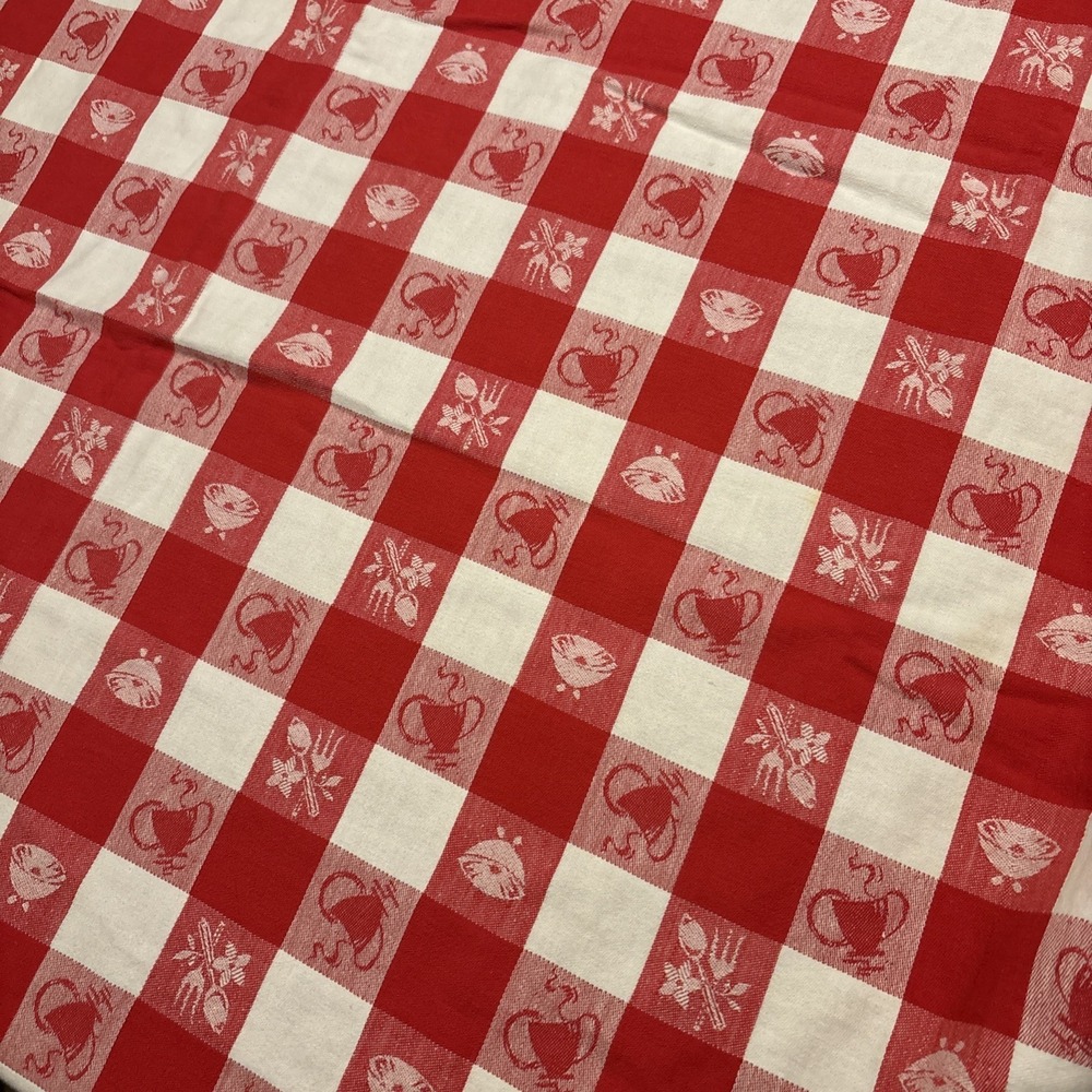 Vintage 100% Cotton Cherry R & W Checked 52 X 73" Textured Tablecloth Picnic Tea